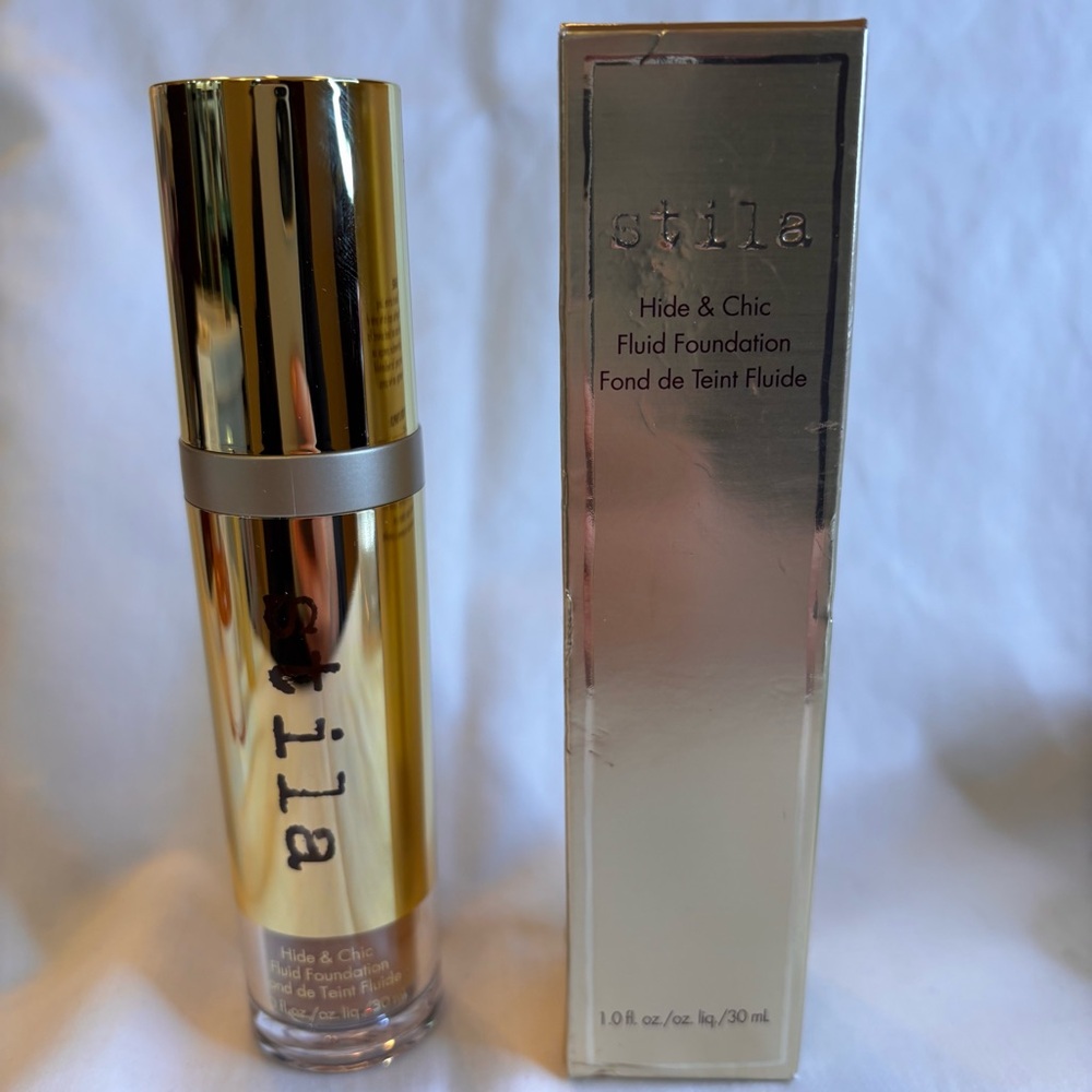 PAIR of 2! Stila Hide & Chic Fluid Foundation - Tan/deep